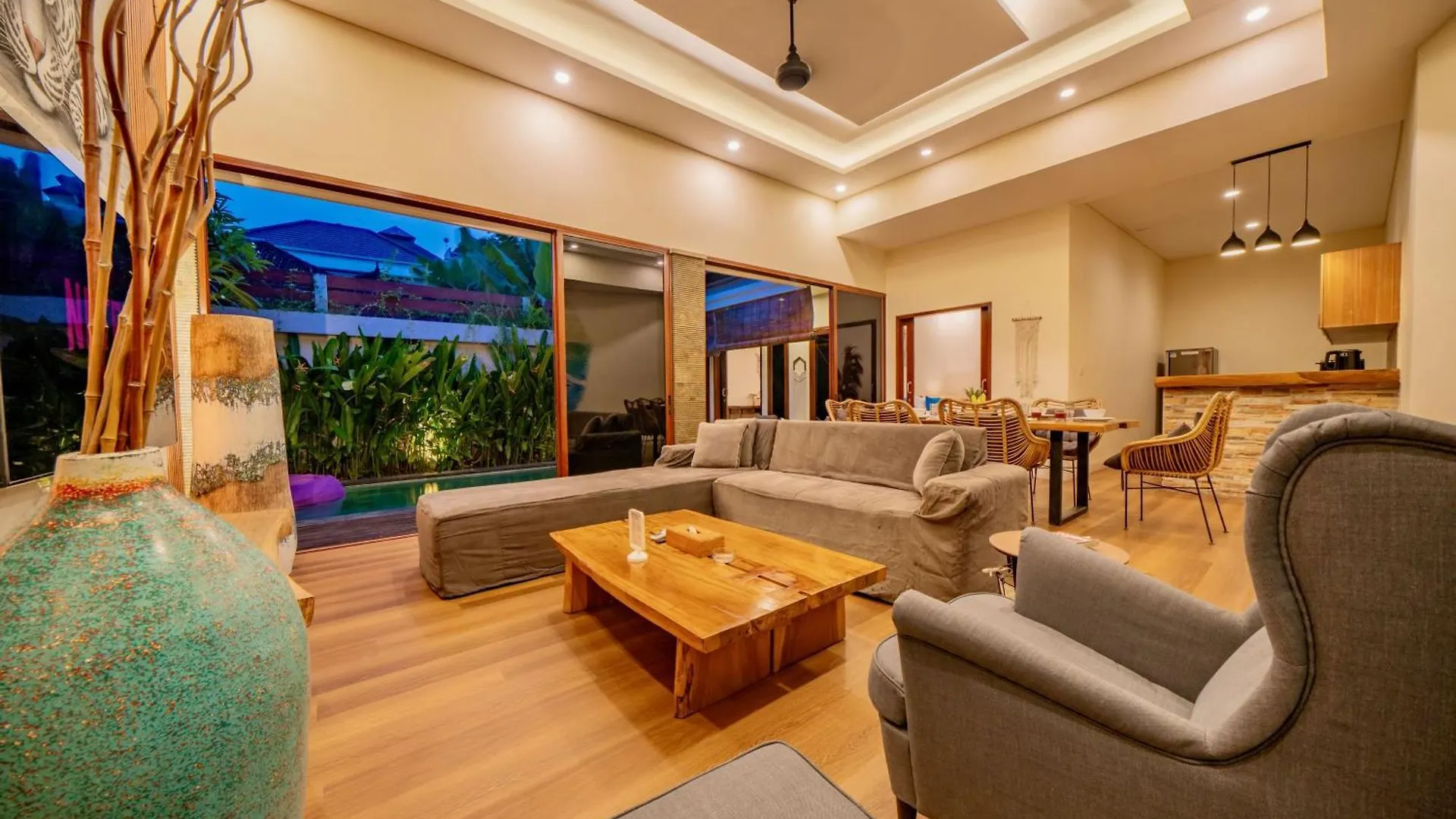 Villa Paradise Seminyak